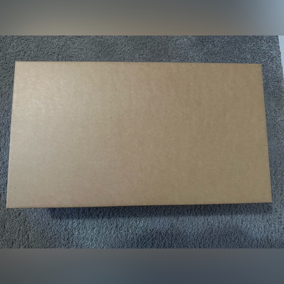 Alohas East Boots Black - Picture 7 of 7